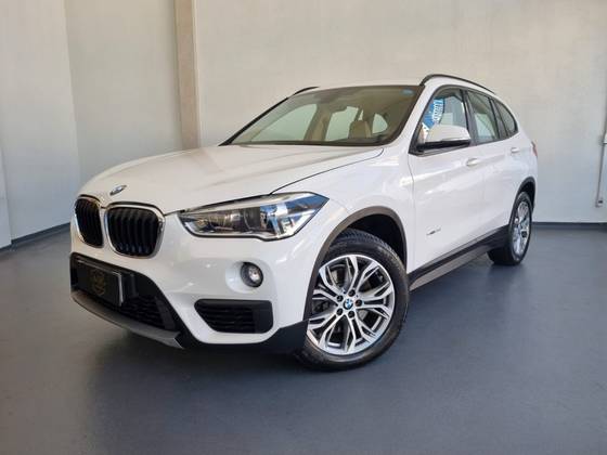 BMW X1 2.0 16V TURBO ACTIVEFLEX SDRIVE20I 4P AUTOMÁTICO BMW X1 2.0 16V TURBO ACTIVEFLEX SDRIVE20I 4P AUTOMÁTICO